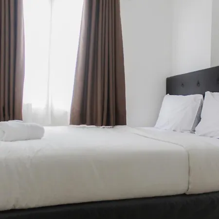 Homey And Cozy 2Br Bassura City Apartment Near Mall By Travelio
